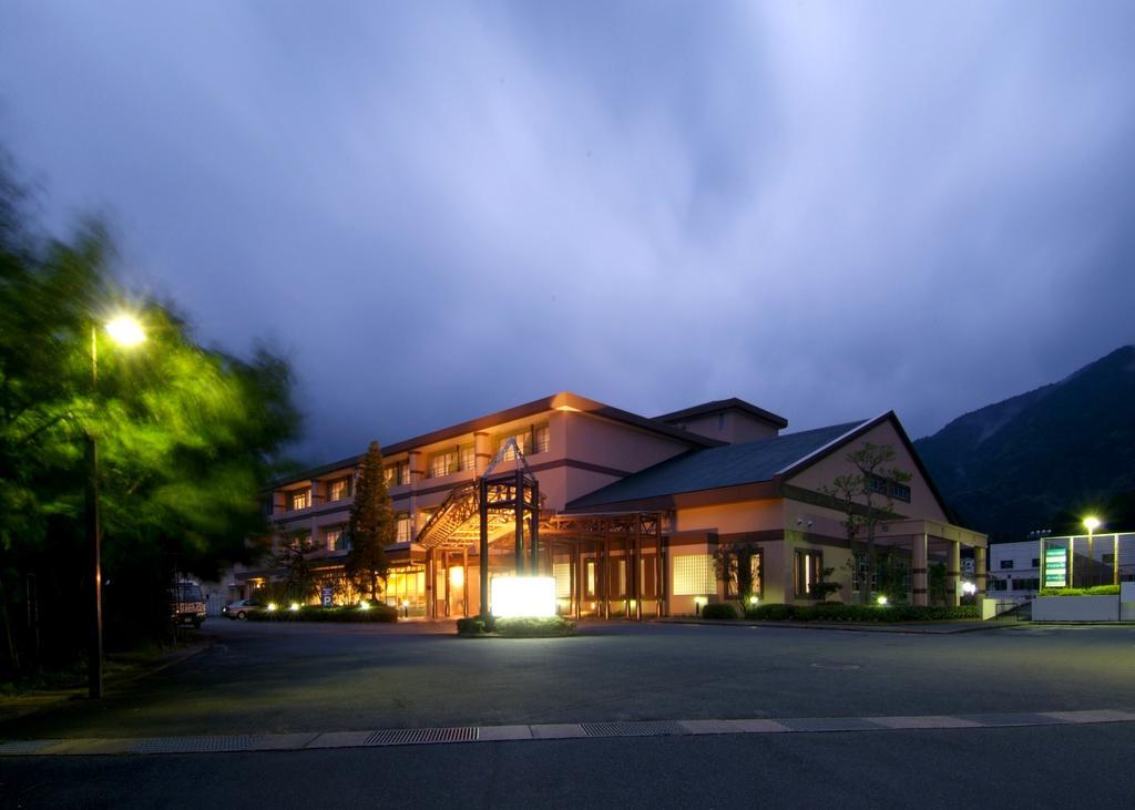 Route Inn Grantia Fukuoka Miyawaka - Wakita Onsen מראה חיצוני תמונה